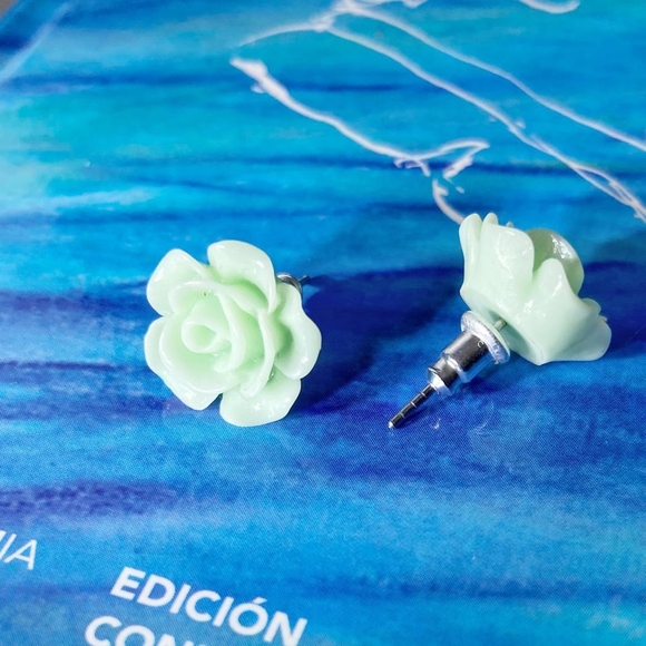MINT GREEN ROSE STATEMENT STUDS - Picture 1 of 3